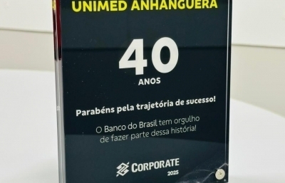 Parcerias que constroem histórias: Unimed Anhanguera recebe homenagens